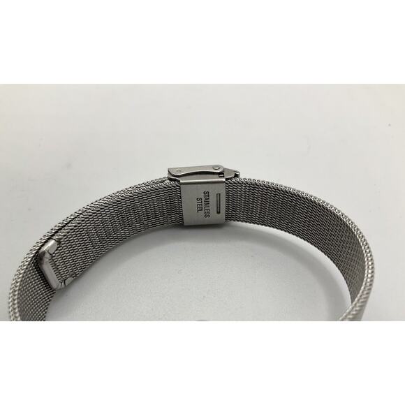 BERING Women’s Wristwatch Classic | brushed silver | 11927-004 Sapphire Crystal main image 7
